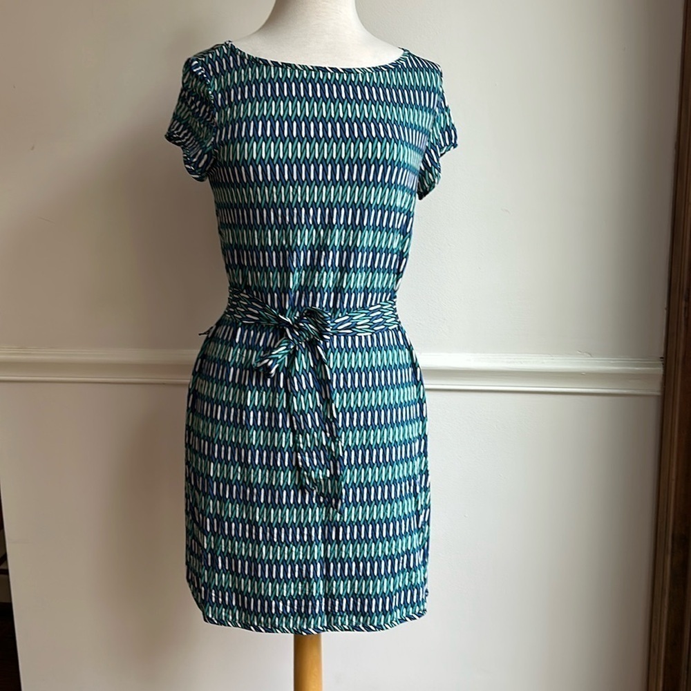 Leota Tie waist dress Blue Green Geometric Print Medium EUC